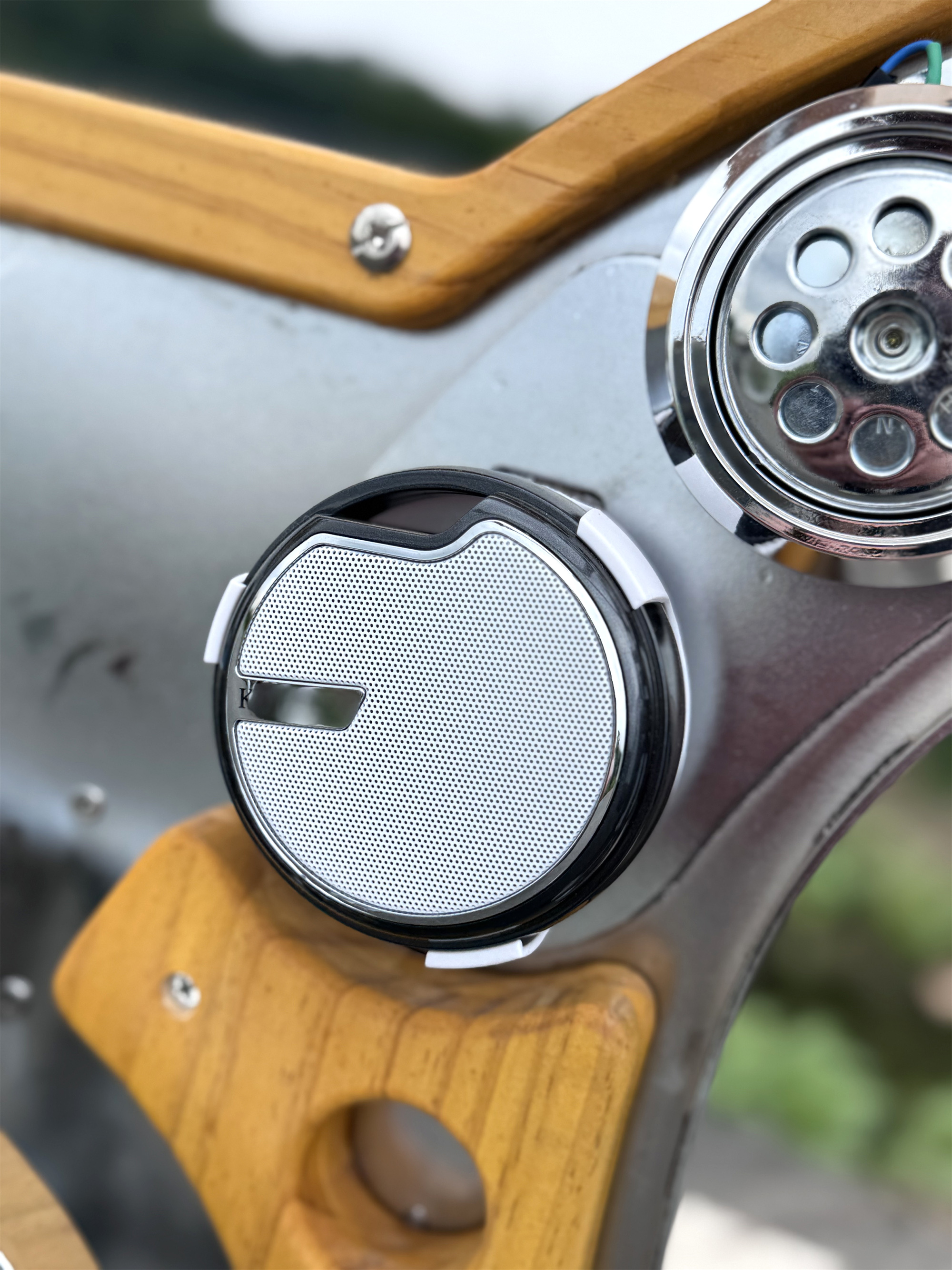 Chrome Ebike Stretch Steampunk